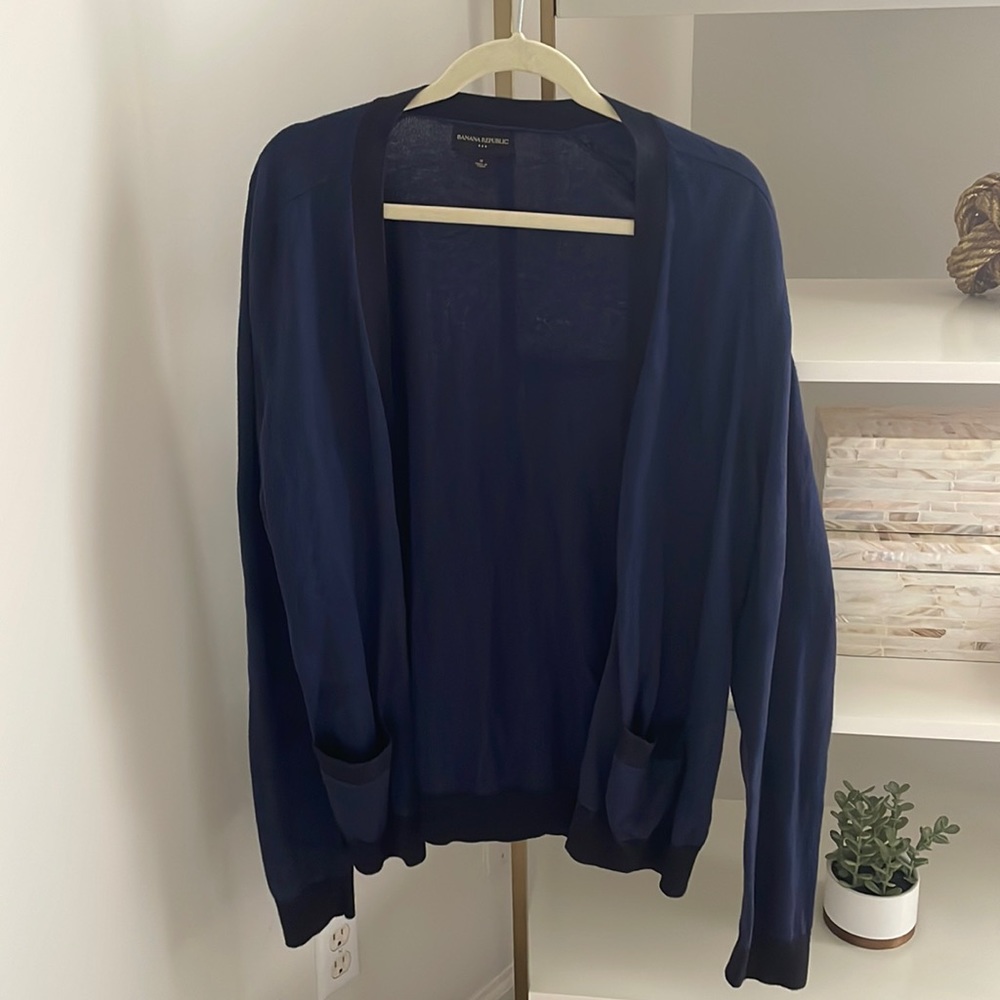 NWOT Banana Republic men’s navy cardigan